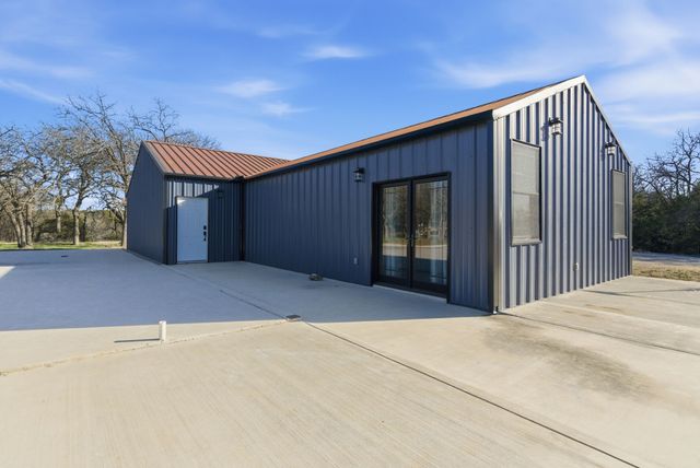 1355 Friendship Road, Weatherford, TX 76085