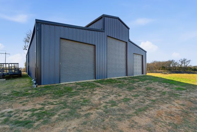 1355 Friendship Road, Weatherford, TX 76085