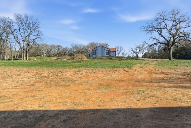1355 Friendship Road, Weatherford, TX 76085