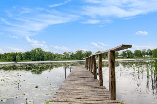 13495 N Hillside Drive, Syracuse, IN 46567