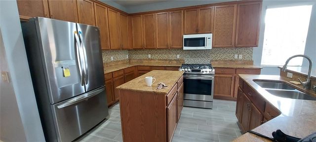 9328 MANDRAKE COURT, Tampa, FL 33647