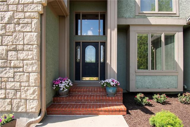 13210 Outlook Street, Overland Park, KS 66209