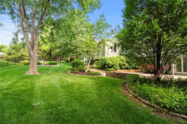 13210 Outlook Street, Overland Park, KS 66209