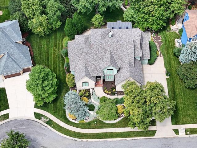13210 Outlook Street, Overland Park, KS 66209