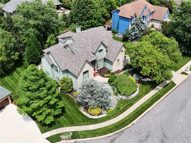 13210 Outlook Street, Overland Park, KS 66209