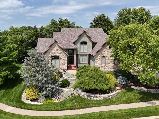 13210 Outlook Street, Overland Park, KS 66209