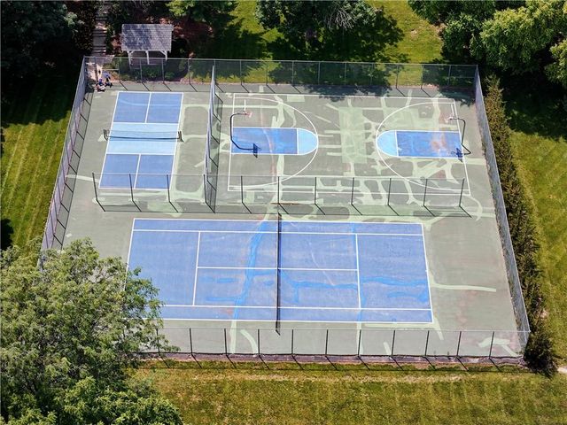 13210 Outlook Street, Overland Park, KS 66209