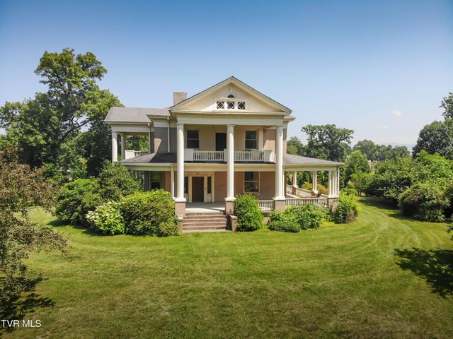 322 Spruce Street Street, Bristol, TN 37620