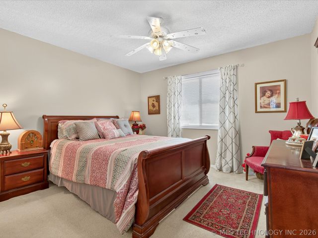 3200 E Price Road 33, Bartlesville, OK 74006