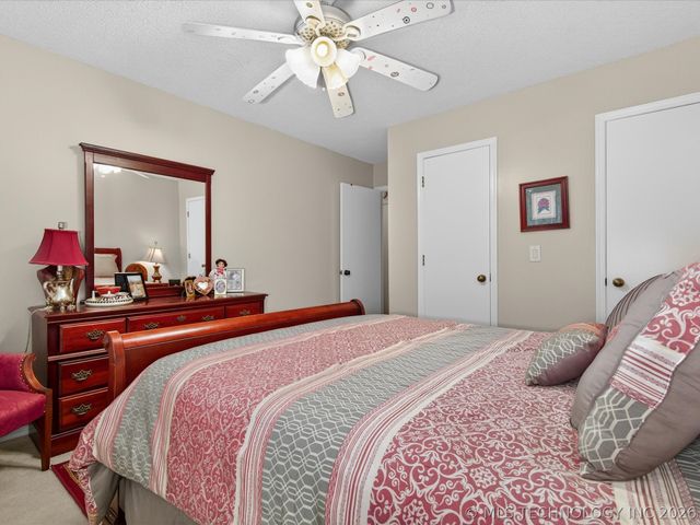 3200 E Price Road 33, Bartlesville, OK 74006