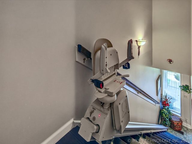 3200 E Price Road 33, Bartlesville, OK 74006