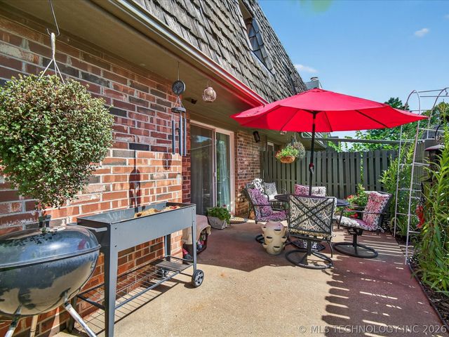 3200 E Price Road 33, Bartlesville, OK 74006