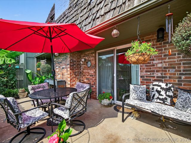 3200 E Price Road 33, Bartlesville, OK 74006