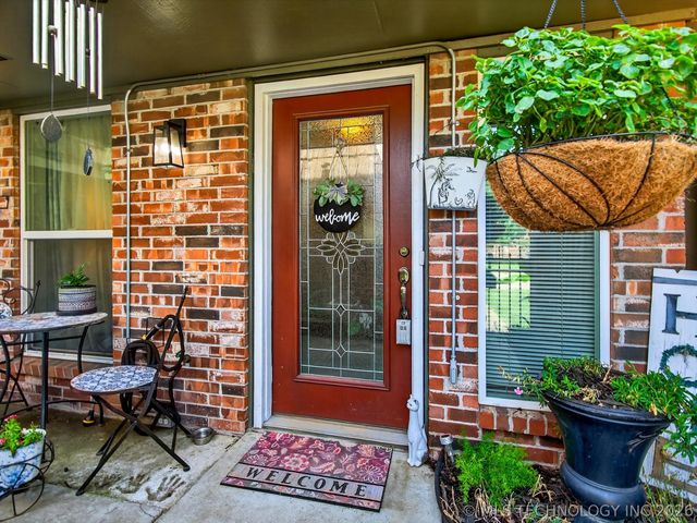 3200 E Price Road 33, Bartlesville, OK 74006