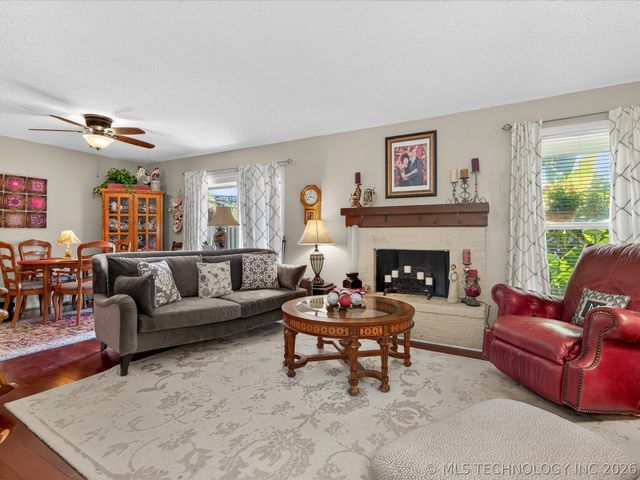 3200 E Price Road 33, Bartlesville, OK 74006