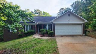 84 N Windsong Court, Cataula, GA 31804