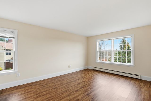 10 Highland Ridge Road, New London, NH 03257