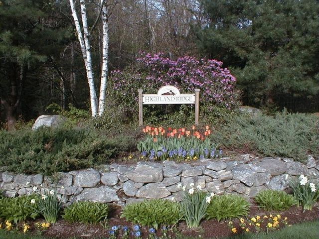 10 Highland Ridge Road, New London, NH 03257