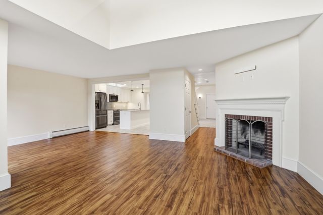 10 Highland Ridge Road, New London, NH 03257