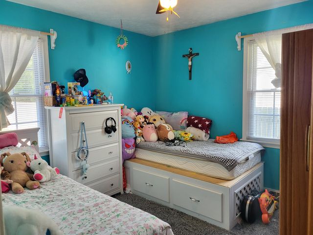 907 Division Street, La Porte, IN 46350