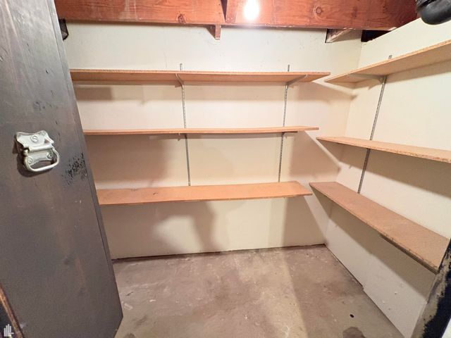 32245 Wareham Drive, Warren, MI 48092