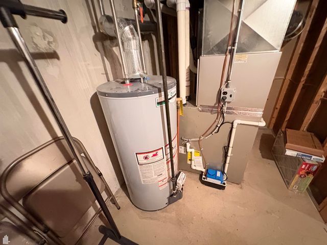 32245 Wareham Drive, Warren, MI 48092