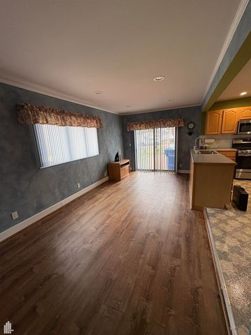 32245 Wareham Drive, Warren, MI 48092