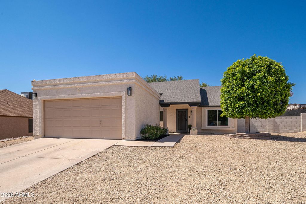1256 E UTOPIA Road, Phoenix, AZ 85024