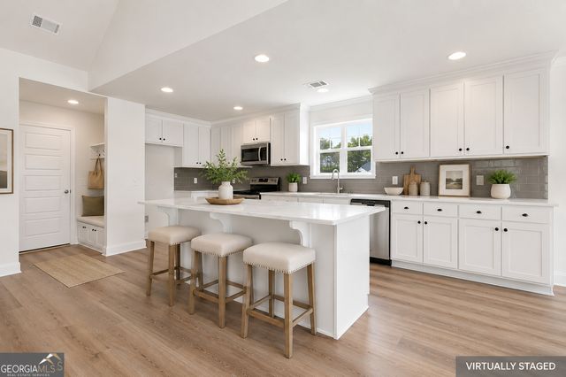 6376 Brockton Loop, Jefferson, GA 30549