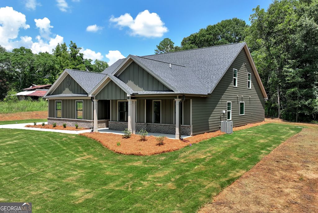 6376 Brockton Loop, Jefferson, GA 30549 — photo 3