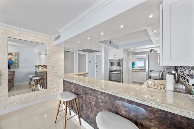 2030 S Ocean Drive 1216, Hallandale Beach, FL 33009