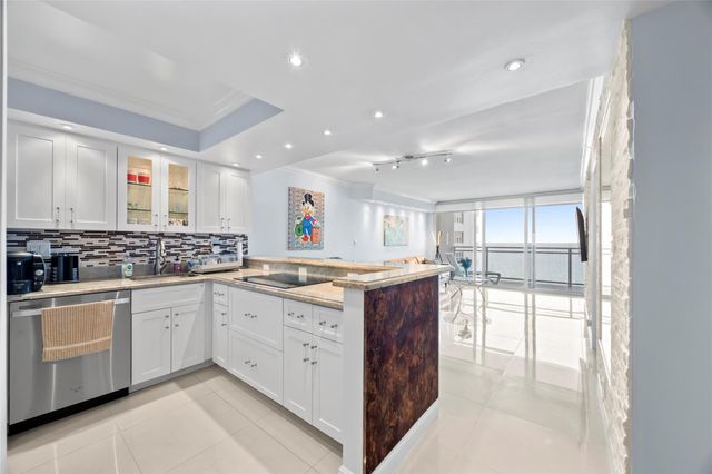 2030 S Ocean Drive 1216, Hallandale Beach, FL 33009