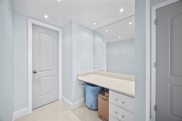 2030 S Ocean Drive 1216, Hallandale Beach, FL 33009