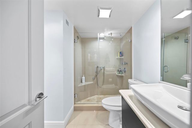 2030 S Ocean Drive 1216, Hallandale Beach, FL 33009