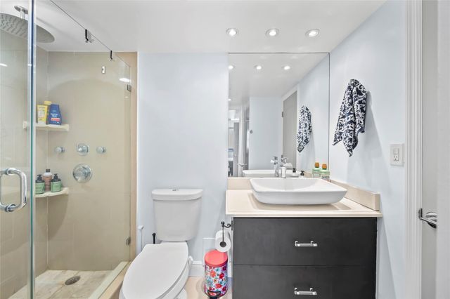 2030 S Ocean Drive 1216, Hallandale Beach, FL 33009