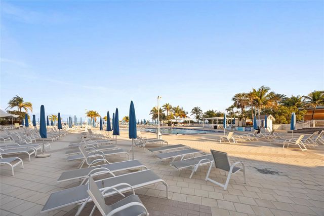 2030 S Ocean Drive 1216, Hallandale Beach, FL 33009