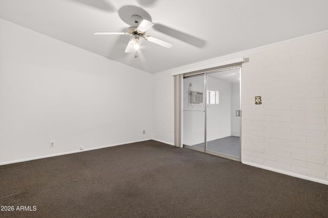 10582 W OAKMONT Drive, Sun City, AZ 85351