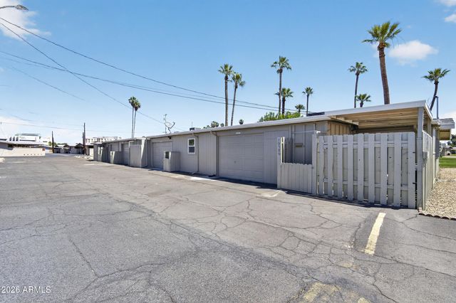 10582 W OAKMONT Drive, Sun City, AZ 85351