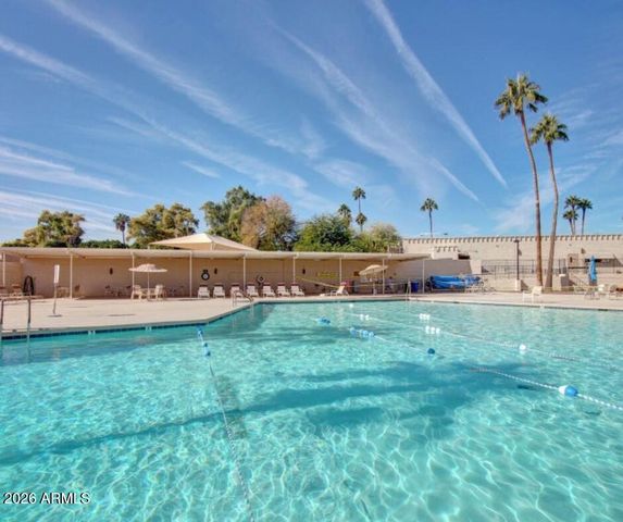 10582 W OAKMONT Drive, Sun City, AZ 85351