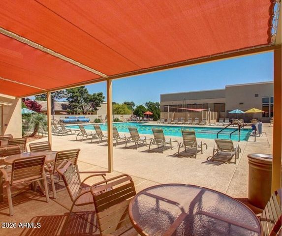 10582 W OAKMONT Drive, Sun City, AZ 85351