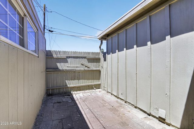 10582 W OAKMONT Drive, Sun City, AZ 85351