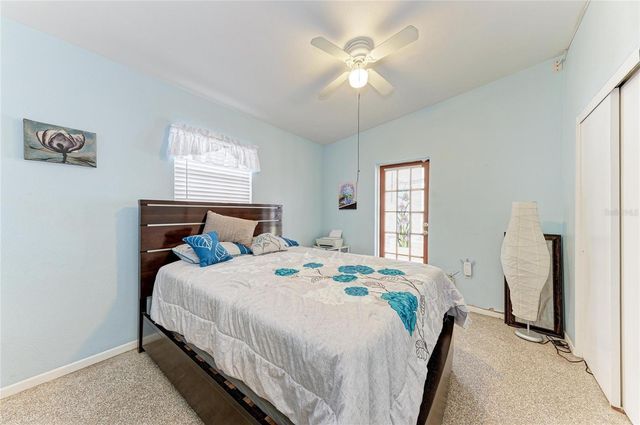 2564 WOOD STREET, Sarasota, FL 34237