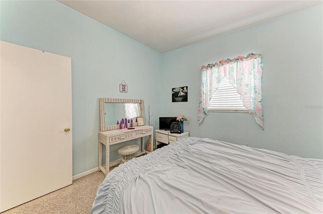 2564 WOOD STREET, Sarasota, FL 34237