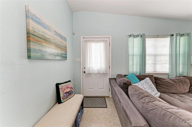 2564 WOOD STREET, Sarasota, FL 34237