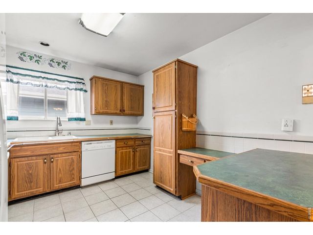 1931 34th Ave, Greeley, CO 80634