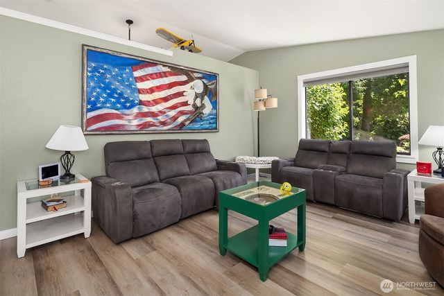 34430 Enumclaw Black Diamond Road SE, Black Diamond, WA 98010