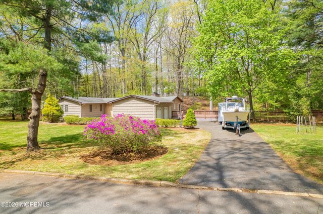 3 Cardinal Road, Holmdel, NJ 07733