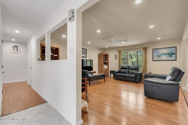 3 Cardinal Road, Holmdel, NJ 07733