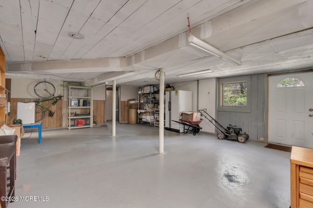 3 Cardinal Road, Holmdel, NJ 07733