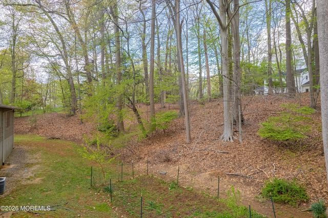 3 Cardinal Road, Holmdel, NJ 07733